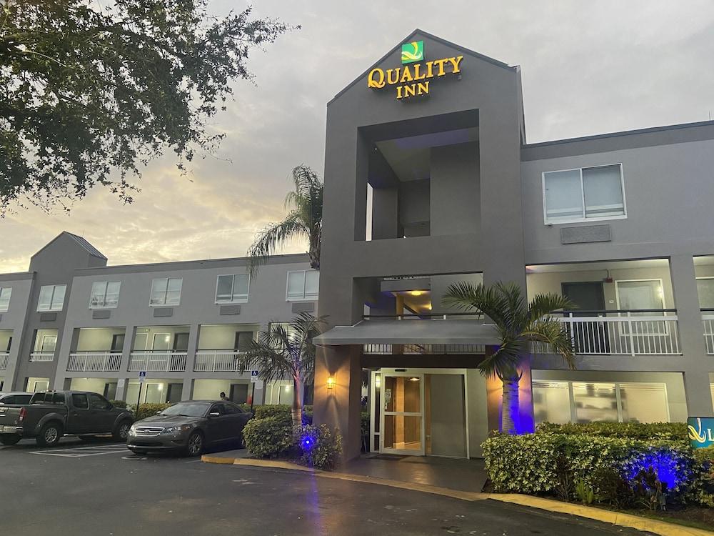 Quality Inn Miami Airport - Doral Екстер'єр фото